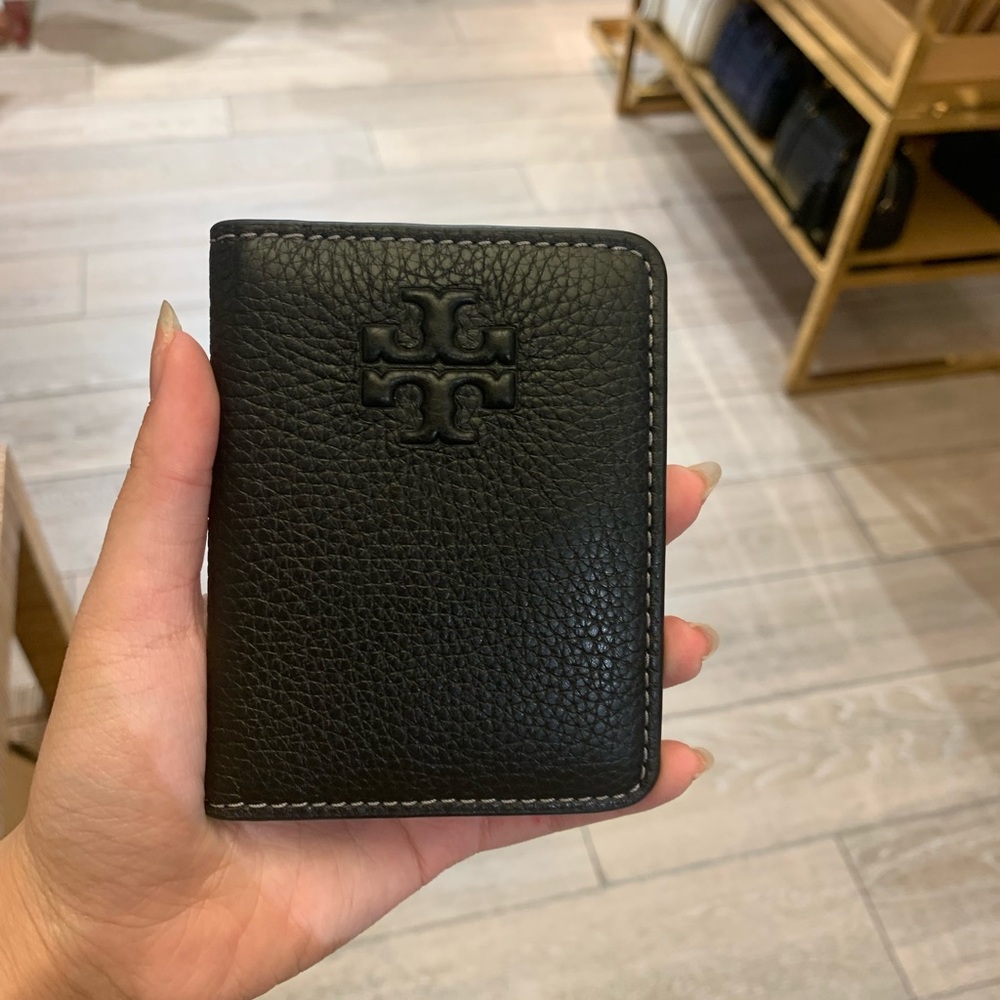 Tory burch leather wallet